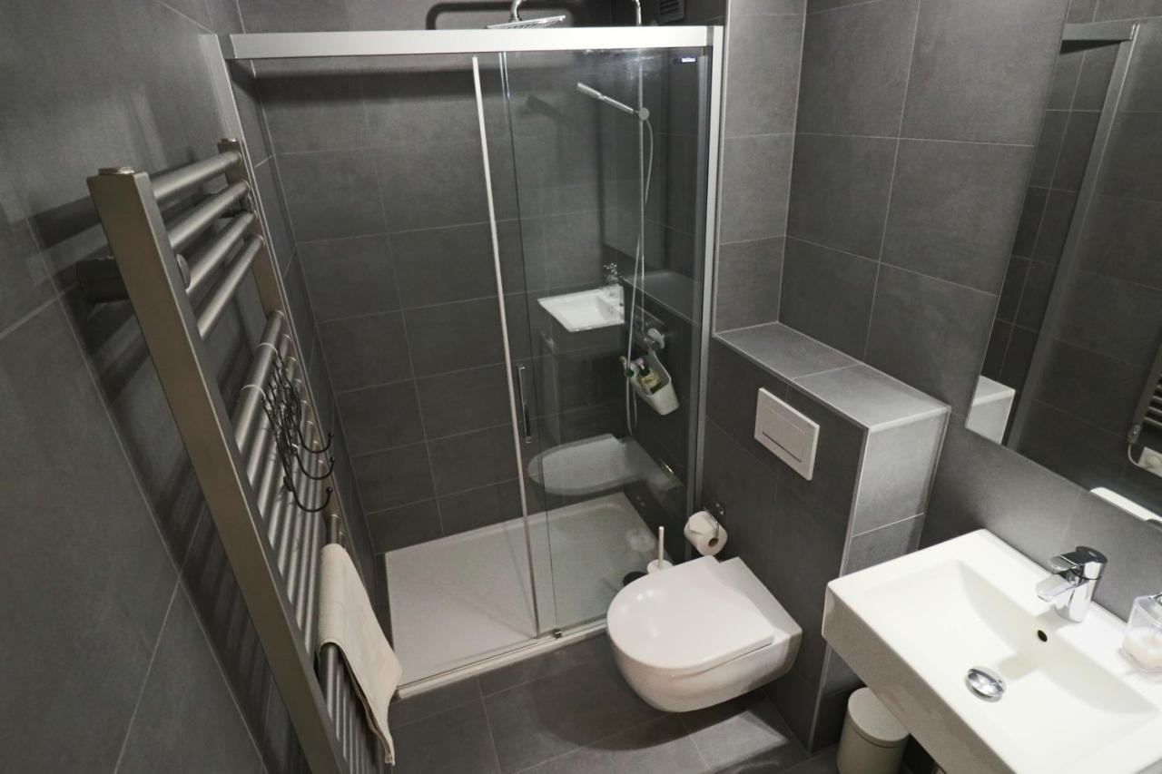 Appartement Cozy De 2,5 Pce En Plein Centre De Montana