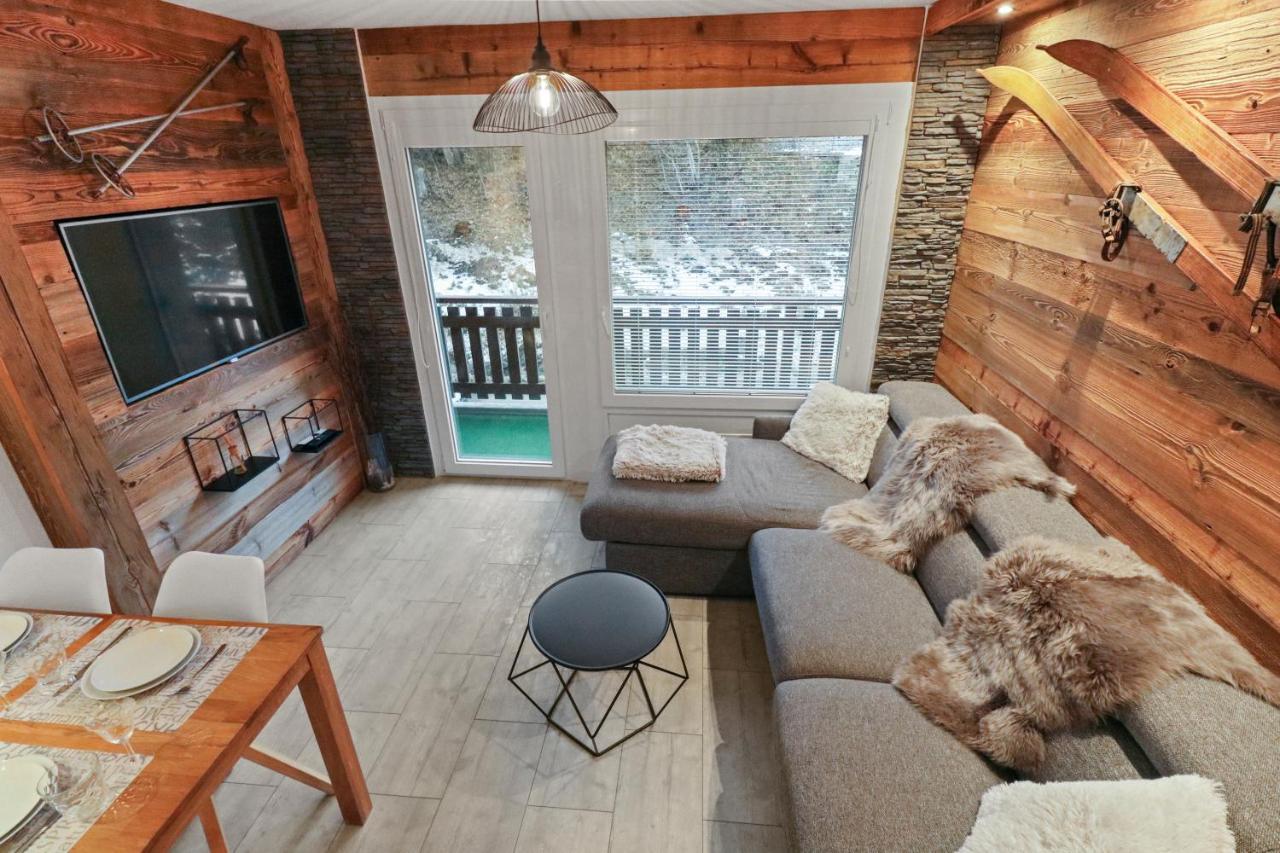 Appartement Cozy De 2,5 Pce En Plein Centre De Montana *